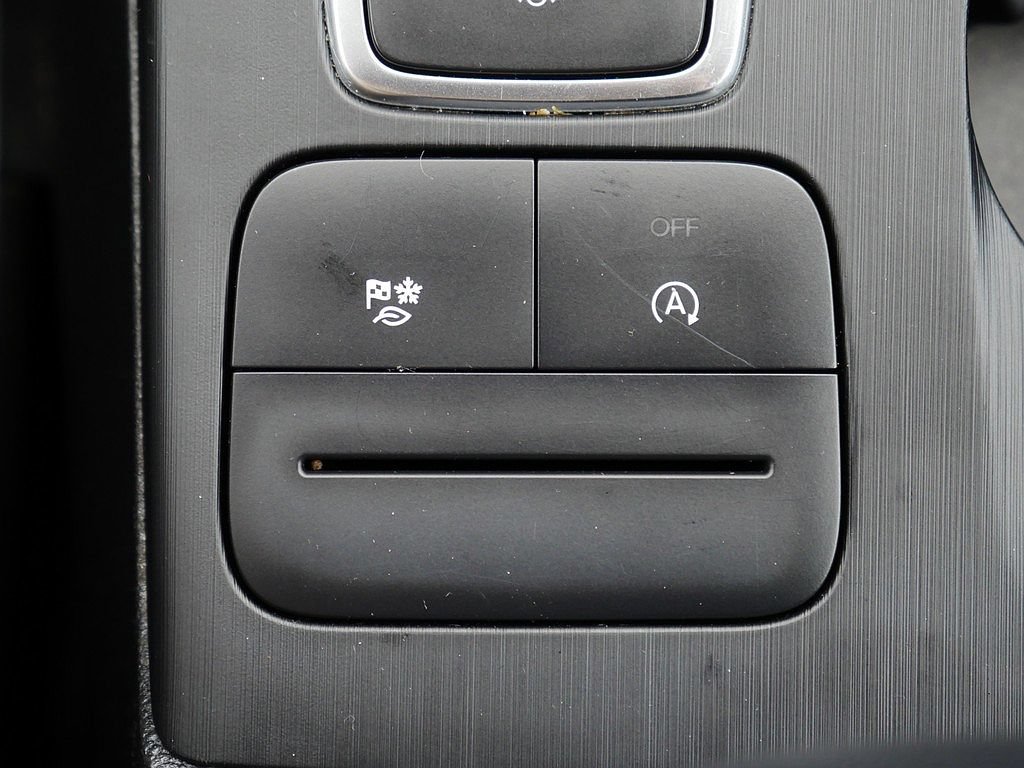 Used 2020 Ford Escape SEL FWD image 45