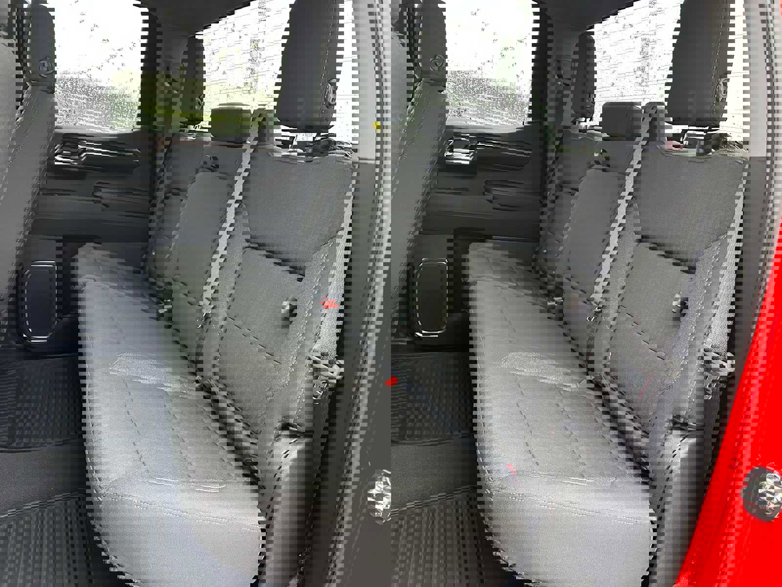 Used 2023 GMC Sierra 1500 Elevation image 17