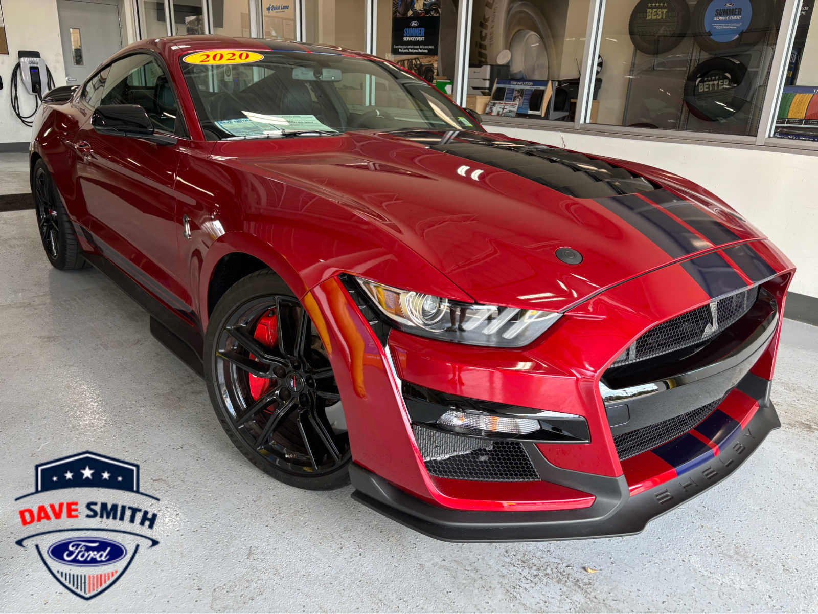 Used 2020 Ford Mustang Shelby GT500 w/ Technology Package RWD image 1