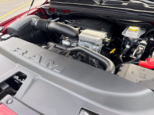 New 2026 RAM 1500 Laramie AWD/4WD image 15