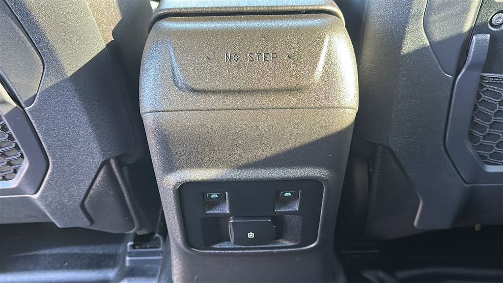 Used 2024 Ford Bronco Big Bend image 32