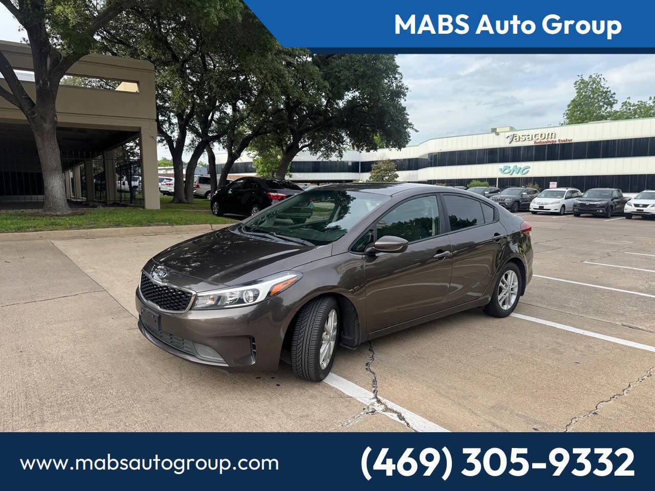 Used 2017 Kia Forte LX FWD image 1