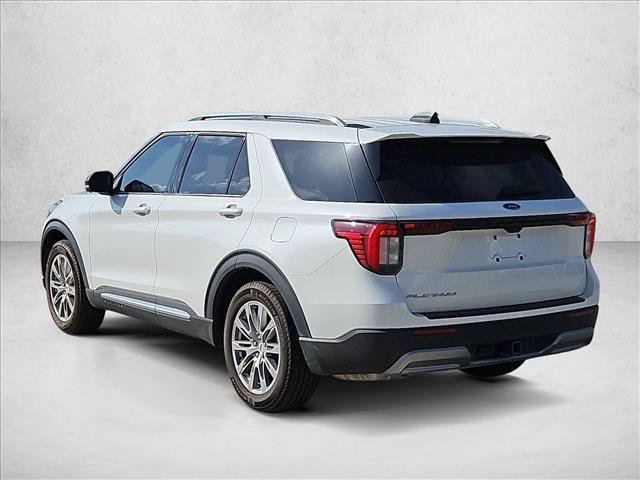 Used 2025 Ford Explorer Platinum RWD image 8