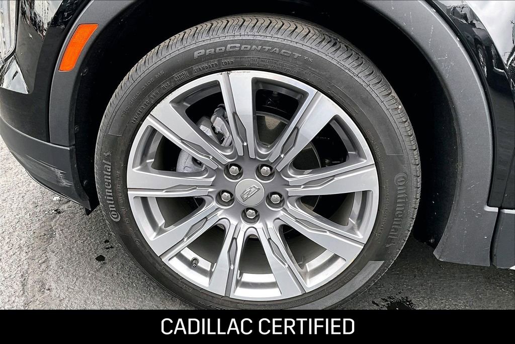 Used 2023 Cadillac XT4 Premium Luxury w/ Cold Weather Package image 12