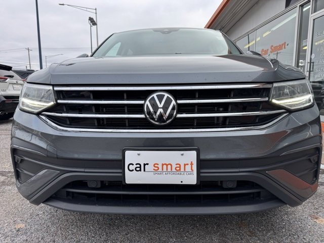 Used 2022 Volkswagen Tiguan SE image 3
