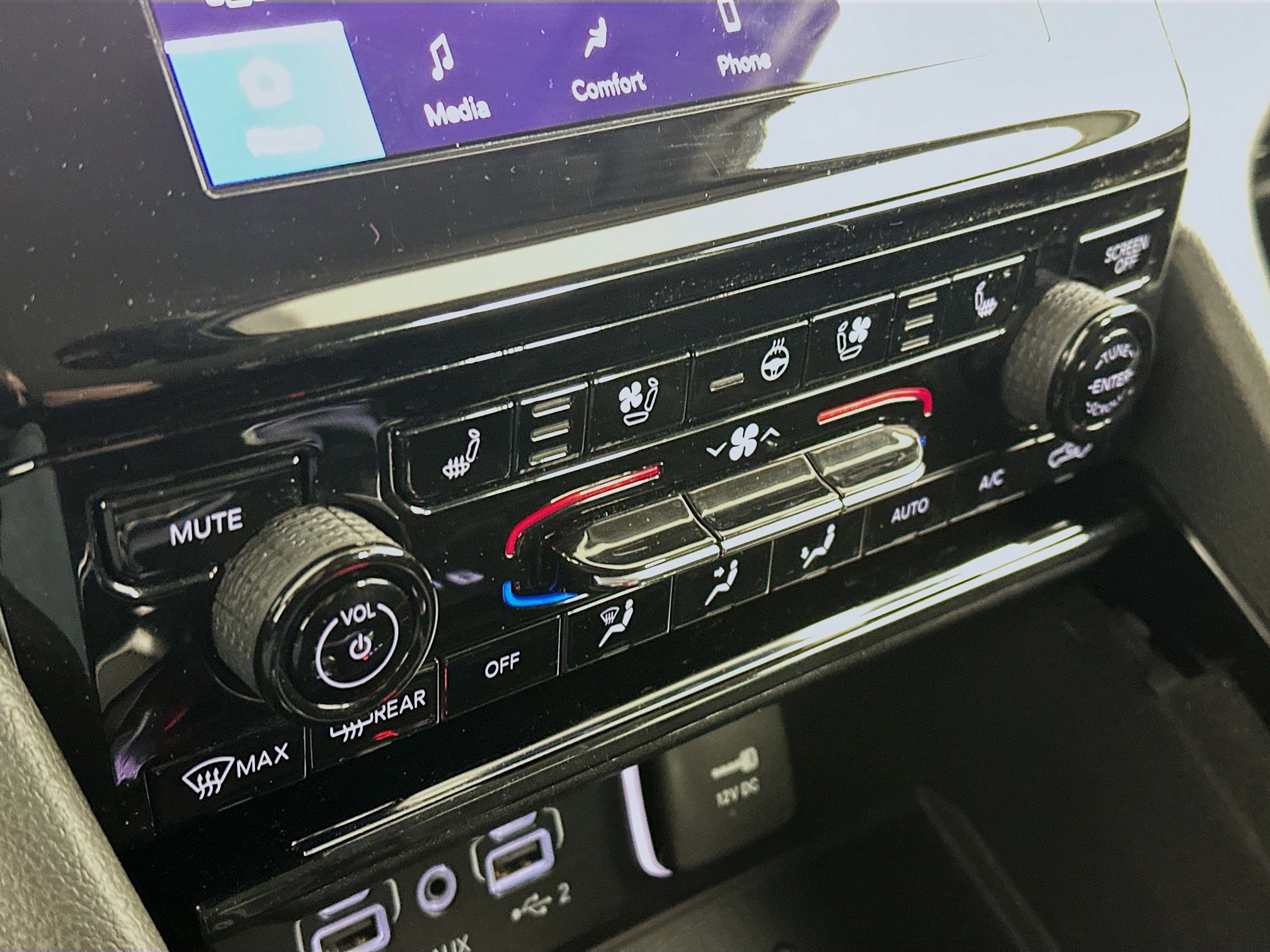 Used 2022 Jeep Grand Cherokee L Limited w/ Luxury Tech Group II image 23