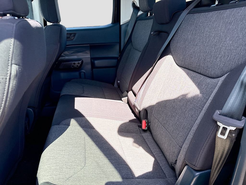 Used 2025 Ford Maverick XLT w/ Equipment Group 301A image 23