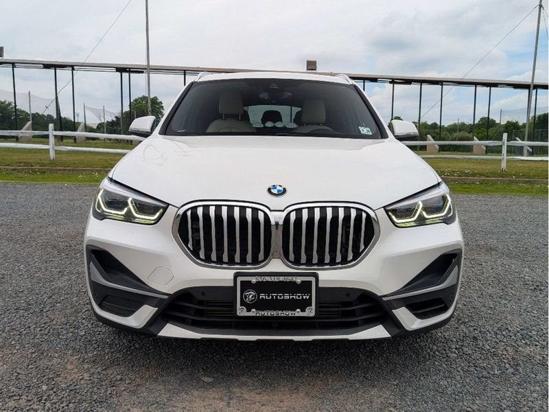 Used 2021 BMW X1 xDrive28i w/ Convenience Package AWD/4WD image 2