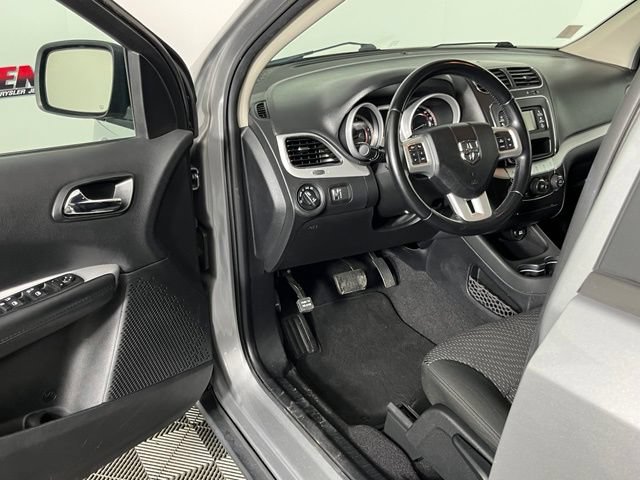 Used 2019 Dodge Journey SE w/ Connectivity Group AWD/4WD image 19