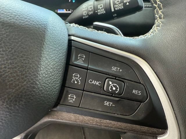 Used 2022 Jeep Grand Cherokee Limited 4xe w/ Luxury Tech Group II AWD/4WD image 33