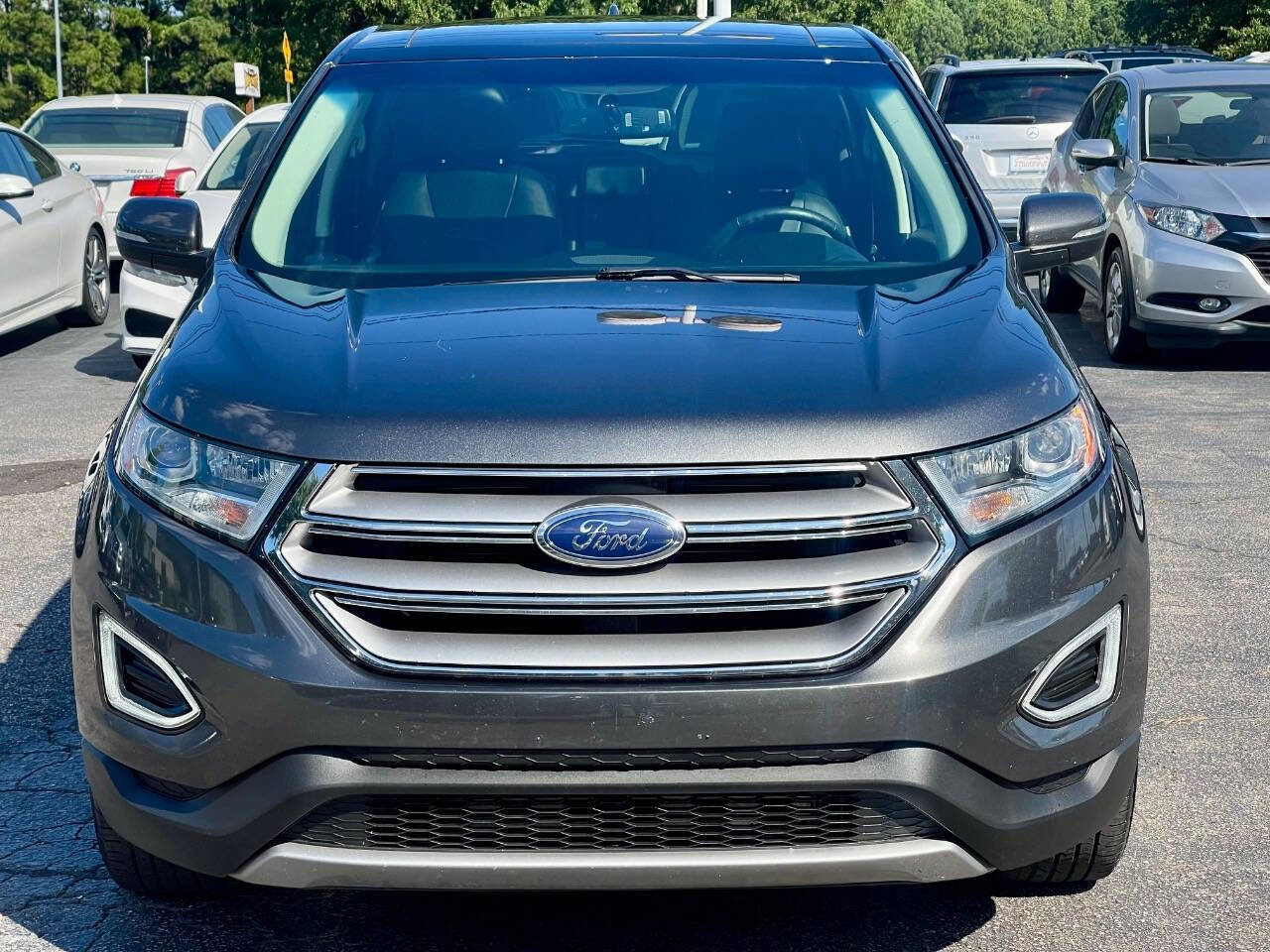 Used 2018 Ford Edge Titanium w/ Equipment Group 301A image 6