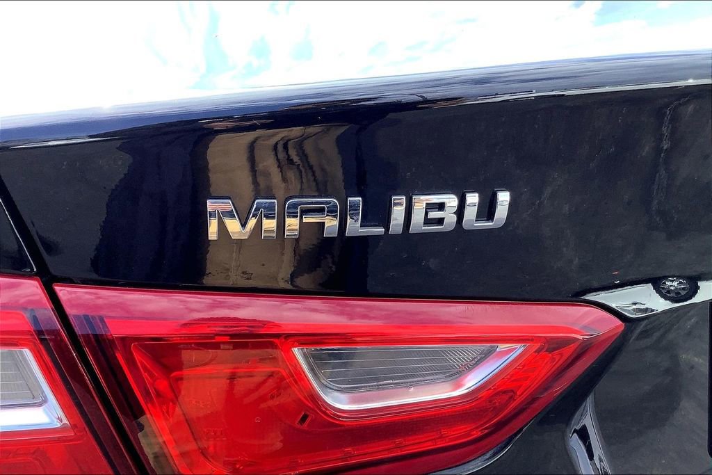Used 2022 Chevrolet Malibu LS image 35