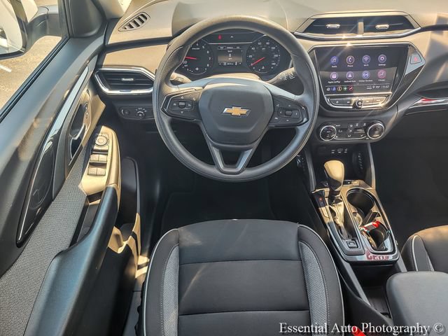 Certified 2022 Chevrolet TrailBlazer LT w/ Convenience Package AWD/4WD image 17