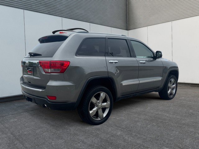 Used 2012 Jeep Grand Cherokee Overland image 11