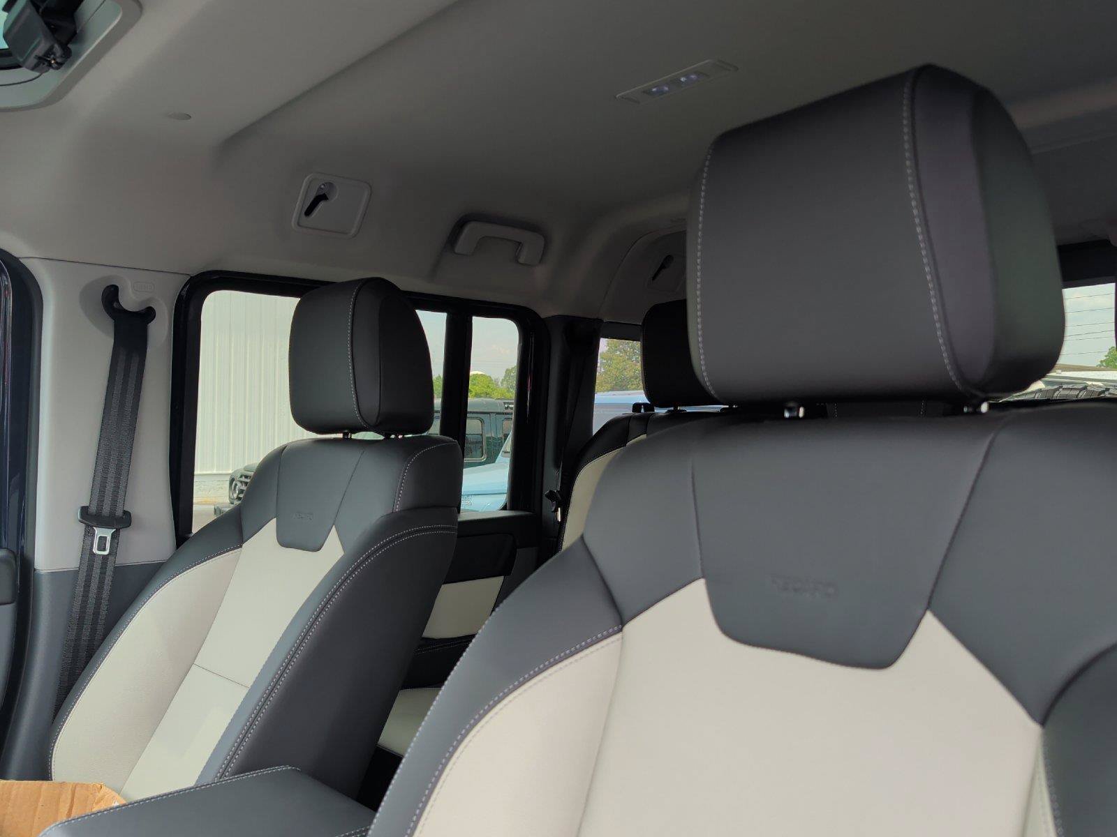 New 2025 INEOS Grenadier Station Wagon AWD/4WD image 32
