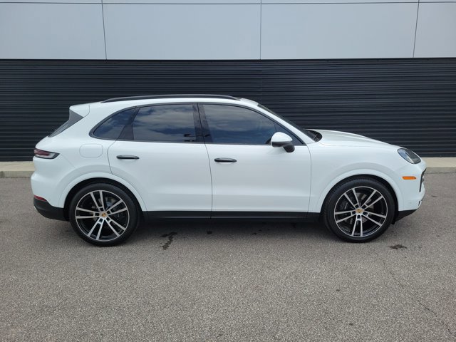 Certified 2024 Porsche Cayenne image 6