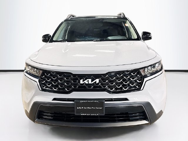 Certified 2023 Kia Sorento S w/ Panoramic Sunroof Package AWD/4WD image 2