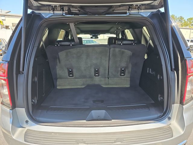 Used 2024 Chevrolet Tahoe LT w/ LT Signature Package image 13