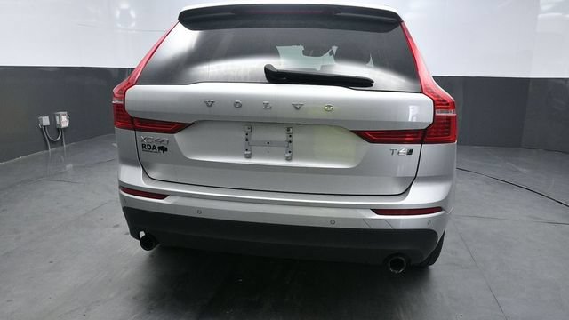 Used 2019 Volvo XC60 T6 Momentum w/ Multimedia Package AWD/4WD image 5