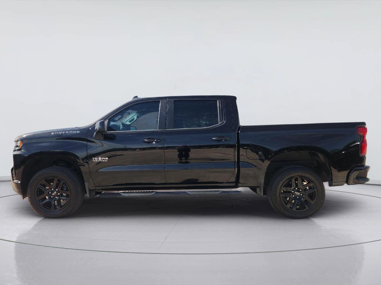 Used 2022 Chevrolet Silverado 1500 LT w/ Texas Edition Plus RWD image 4