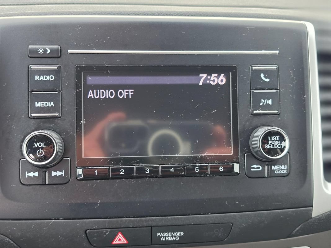 Used 2019 Honda Pilot LX image 11