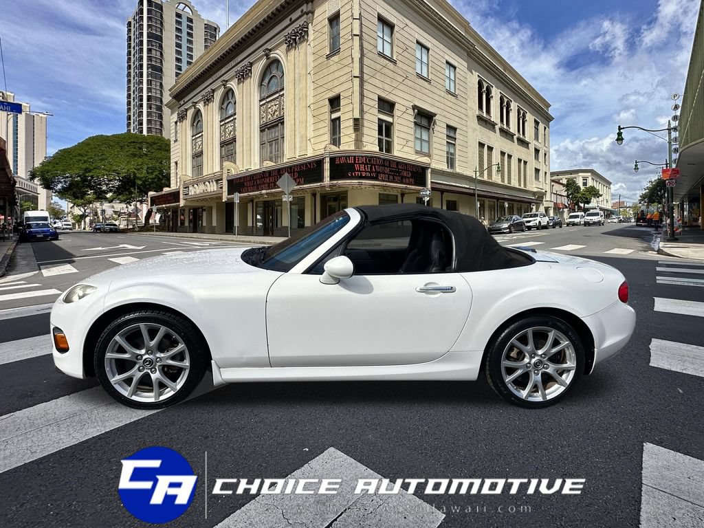 Used 2013 MAZDA MX-5 Miata Grand Touring RWD image 3