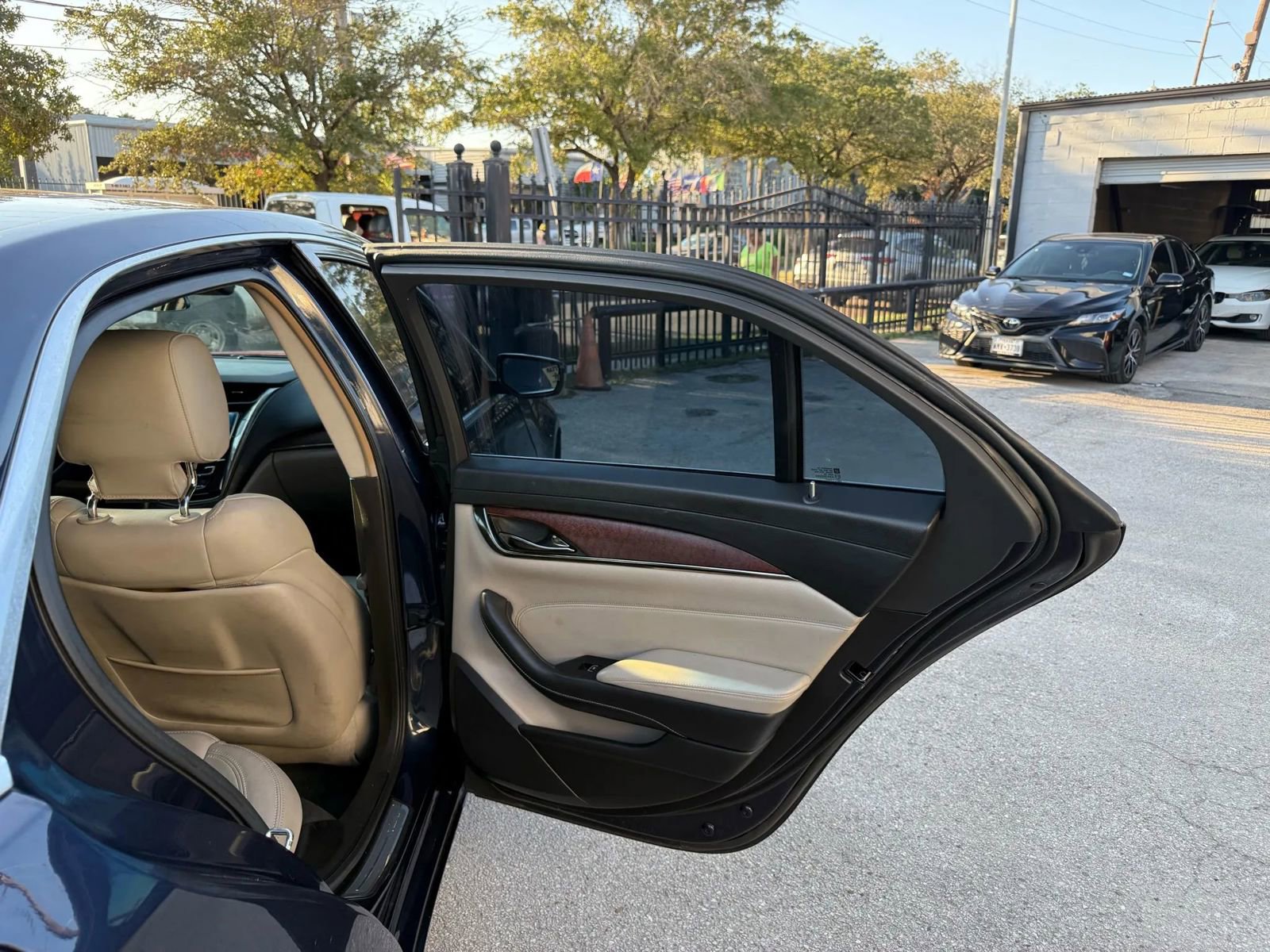 Used 2016 Cadillac CTS Luxury image 24