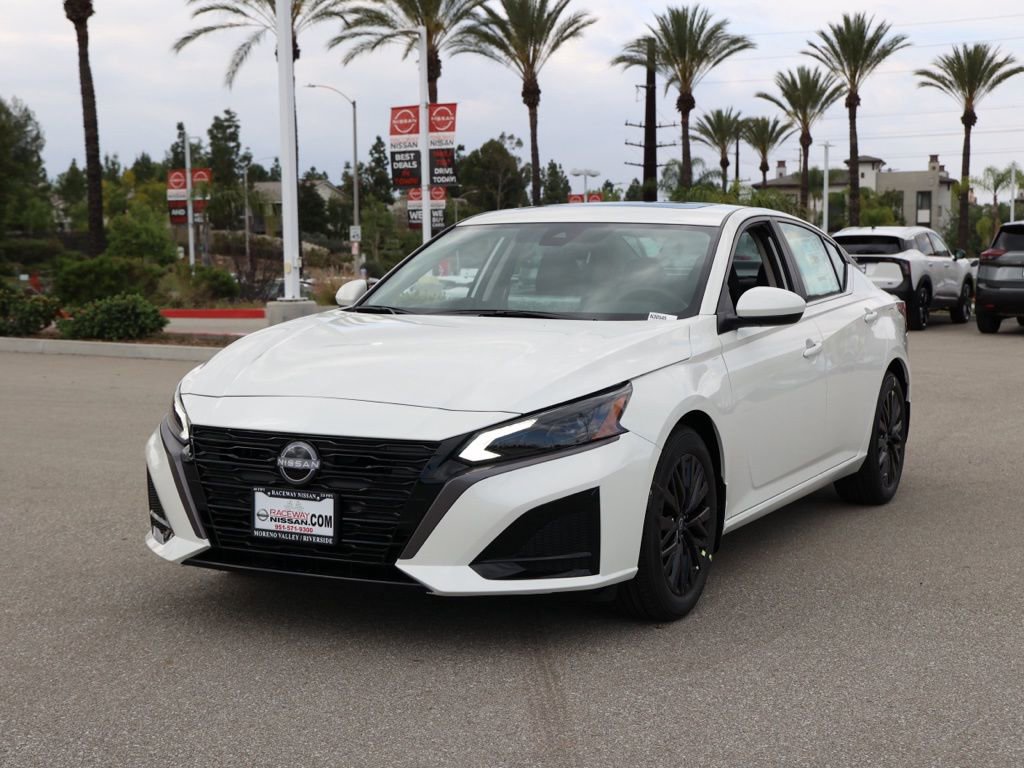 New 2026 Nissan Altima 2.5 SV image 8