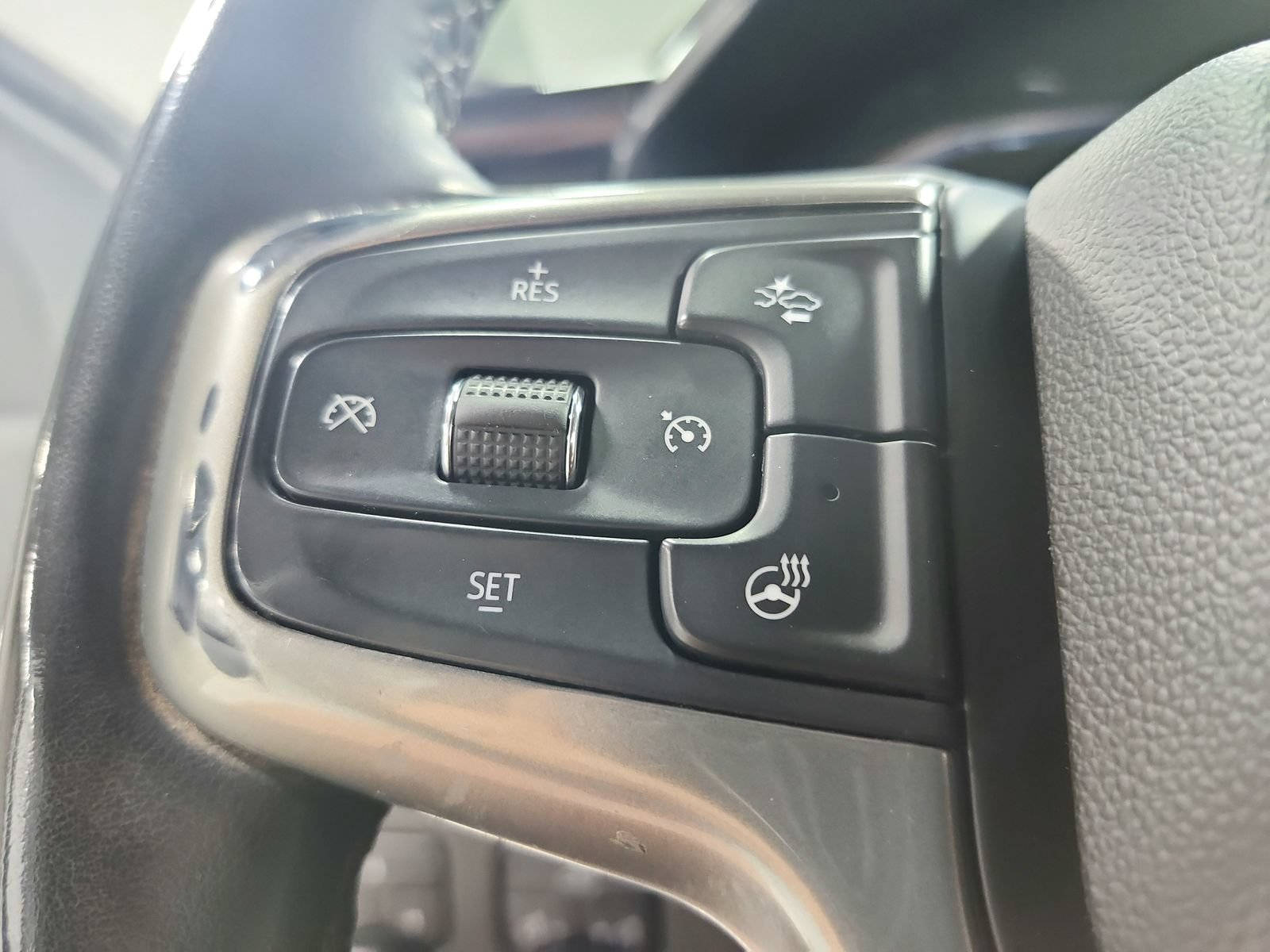 Used 2024 Chevrolet Silverado 2500 LT AWD/4WD image 24