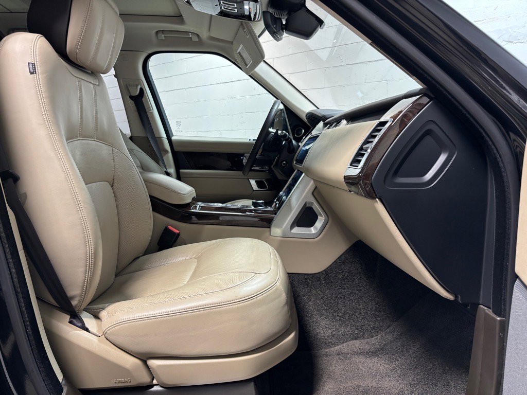 Used 2022 Land Rover Range Rover Westminster Edition image 34