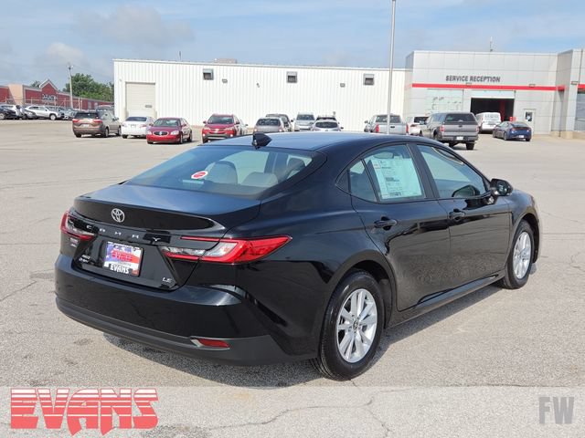 New 2026 Toyota Camry Hybrid AWD/4WD image 30