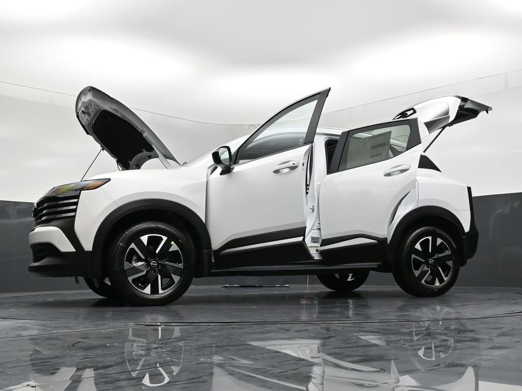 New 2026 Nissan Kicks SV w/ SV Premium Package AWD/4WD image 36
