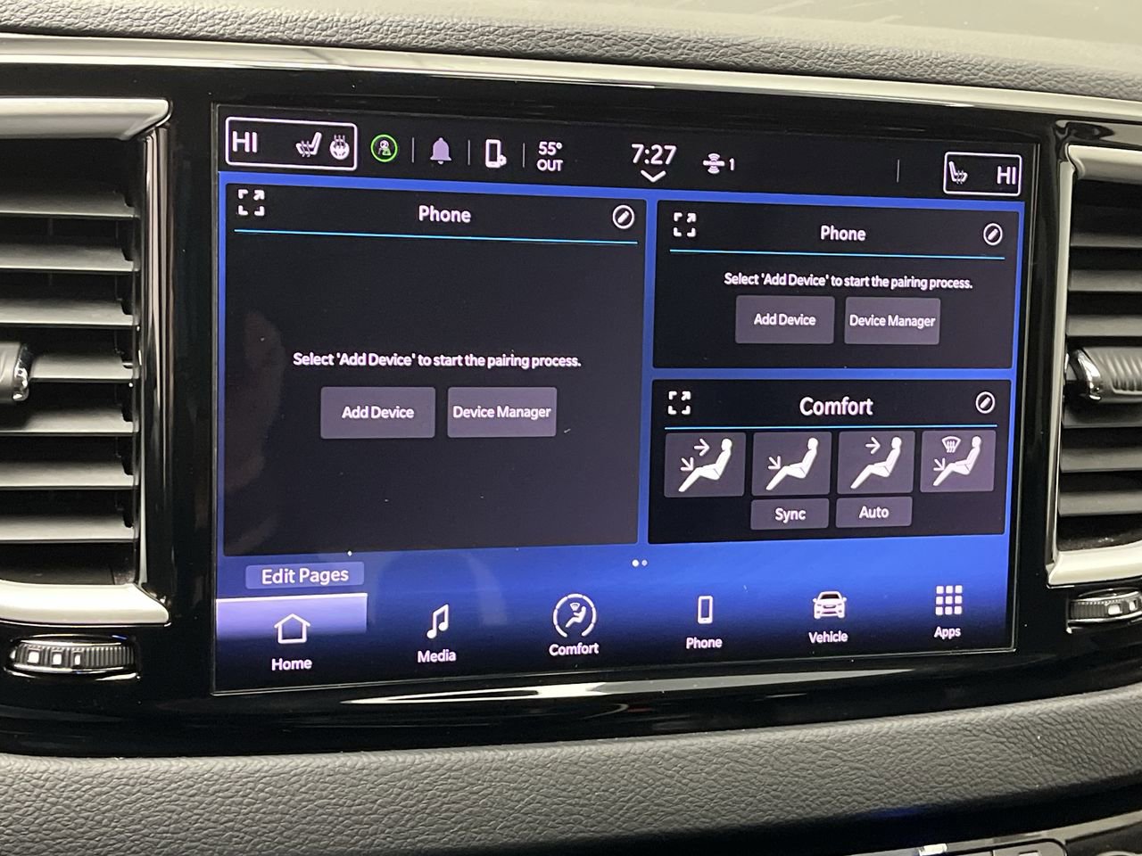 Used 2023 Chrysler Pacifica Touring-L FWD image 18