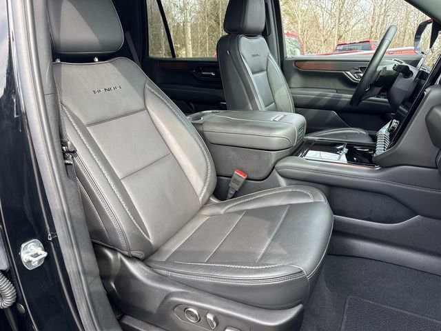 Used 2025 GMC Yukon Denali image 26