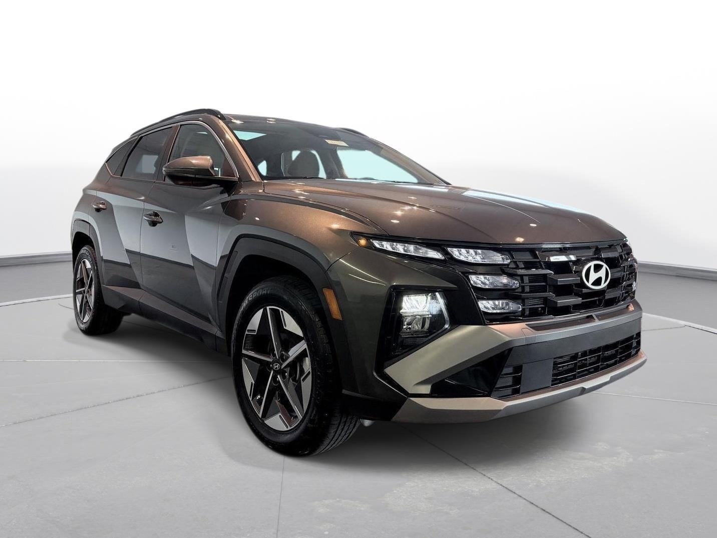 Used 2025 Hyundai Tucson SEL AWD/4WD image 9