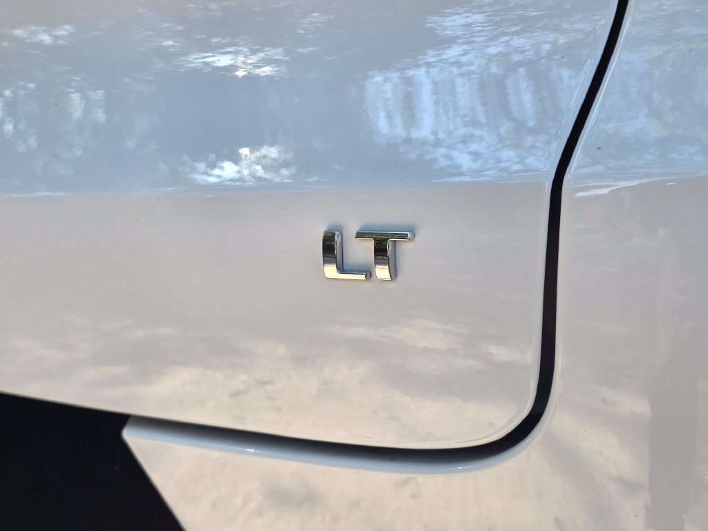 New 2026 Chevrolet TrailBlazer LT w/ LT Cold Weather Package FWD image 24