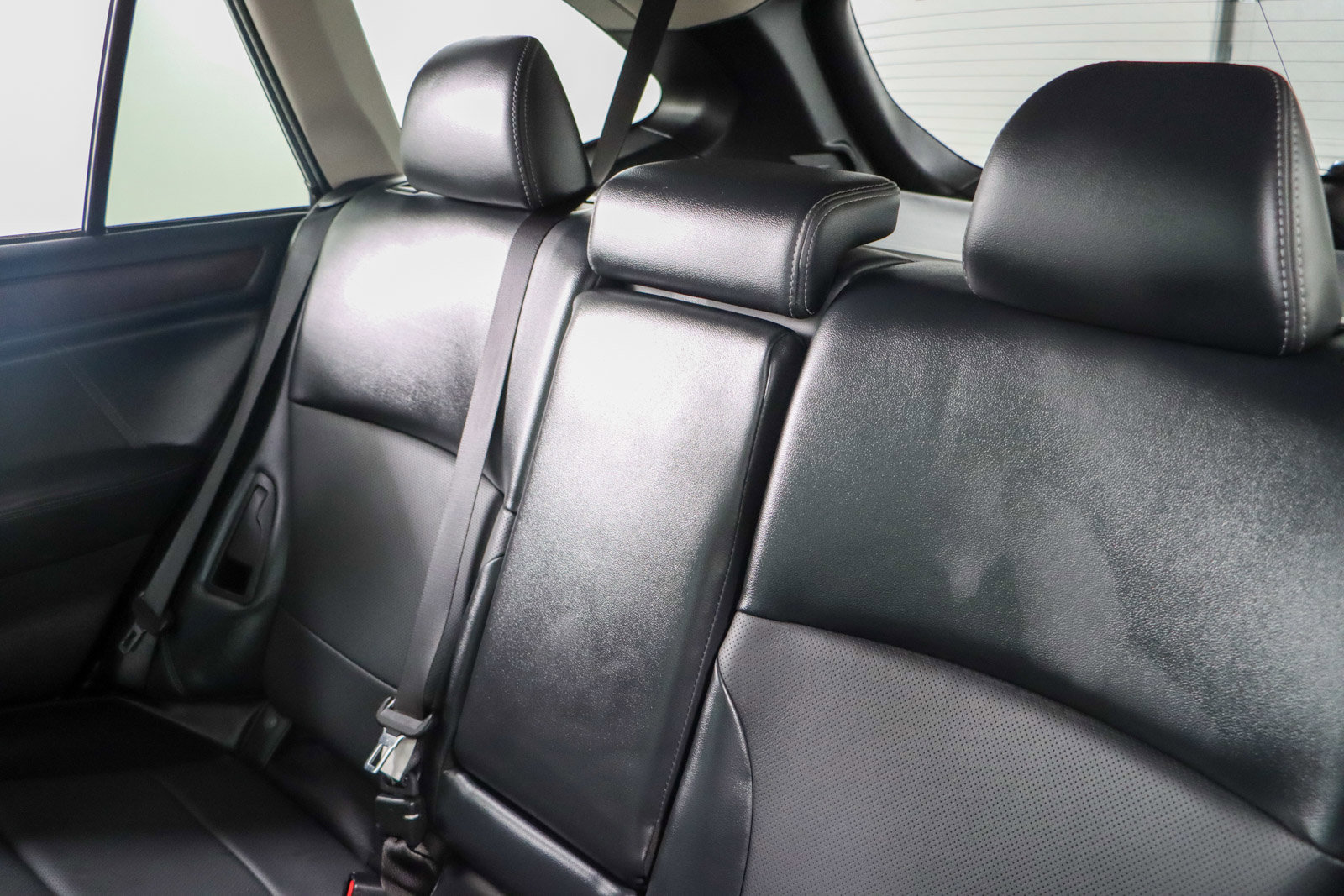 Used 2018 Subaru Outback 2.5i Limited w/ Popular Package #2 image 25