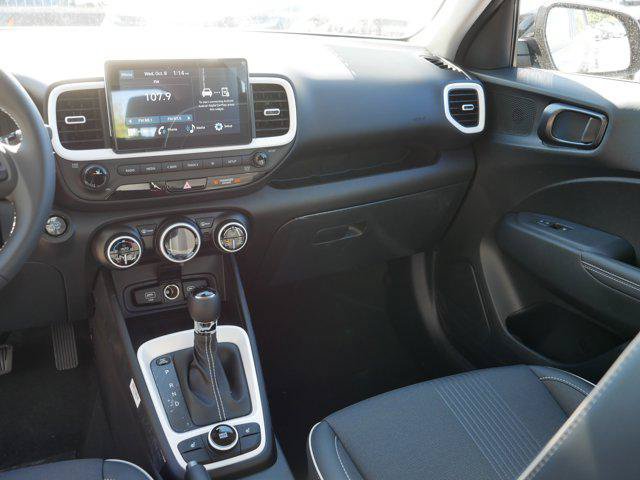 New 2026 Hyundai Venue SEL FWD image 8
