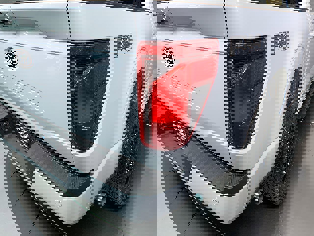 New 2025 Ford F150 XLT w/ Equipment Group 302A MID image 38