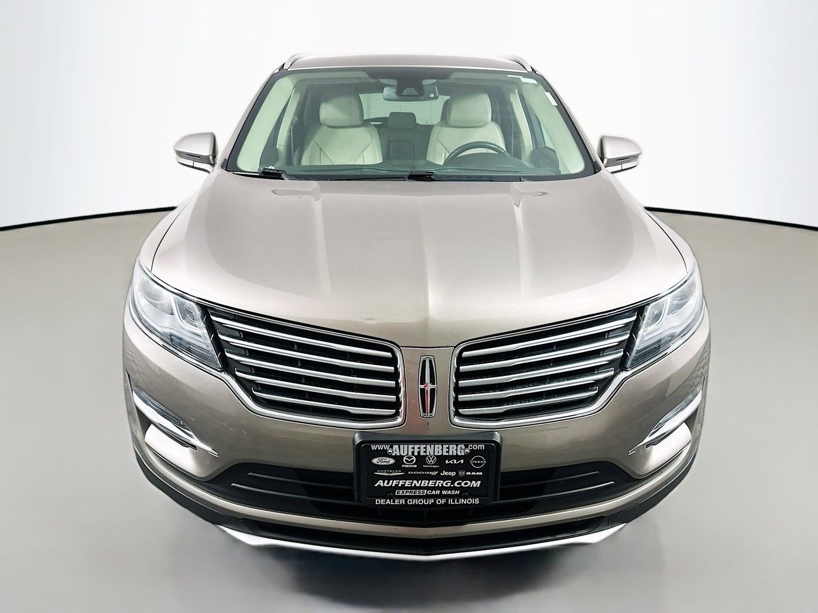Used 2018 Lincoln MKC Reserve w/ Lincoln MKC Climate Package FWD image 2