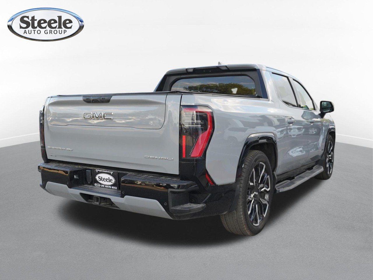 Certified 2025 GMC Sierra EV Denali AWD/4WD image 5