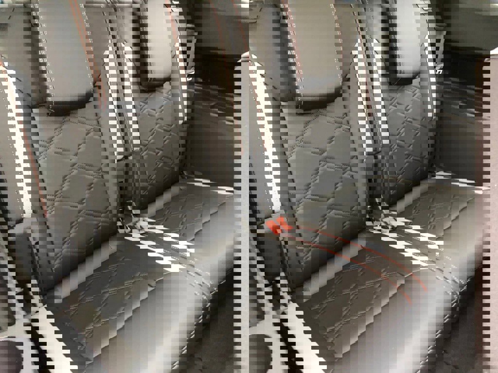 New 2025 Volkswagen Atlas Peak Edition SE image 33