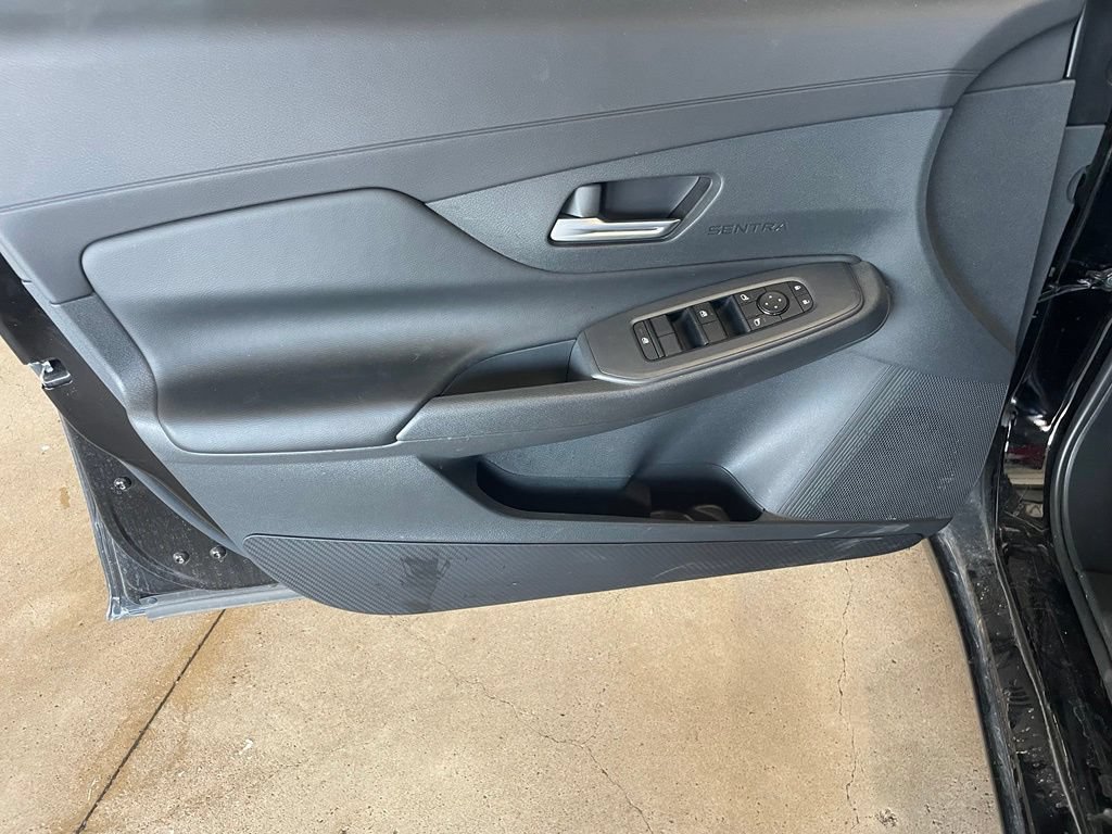 Used 2026 Nissan Sentra SV w/ Floor Mat Package FWD image 9