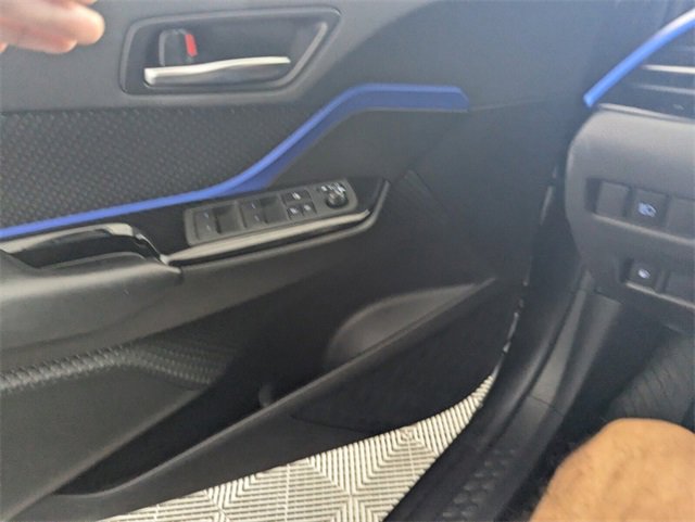 Used 2020 Toyota C-HR image 30