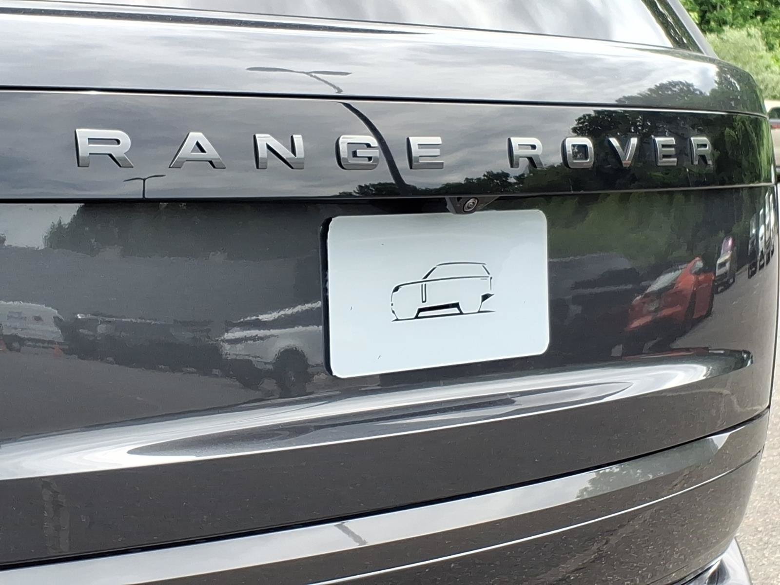 New 2026 Land Rover Range Rover Long Wheelbase SE AWD/4WD image 19