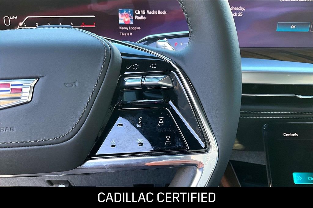 Used 2026 Cadillac Escalade Platinum Sport w/ LPO, ONYX Package image 23