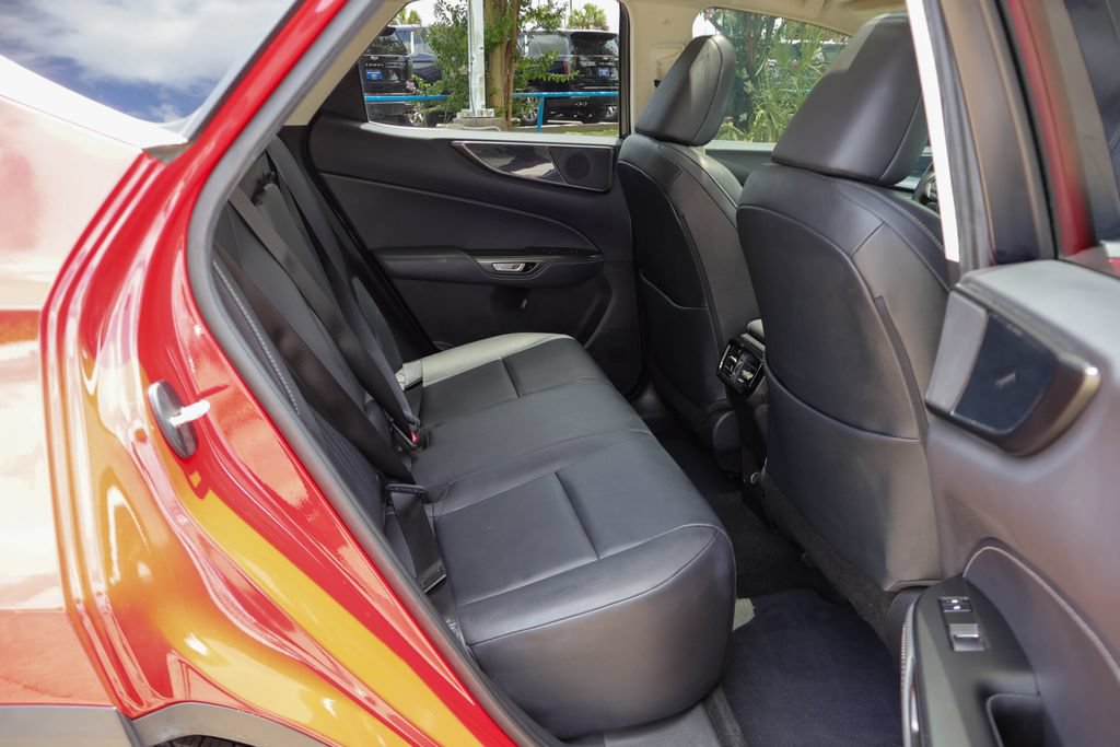 Used 2022 Lexus NX 250 FWD image 11