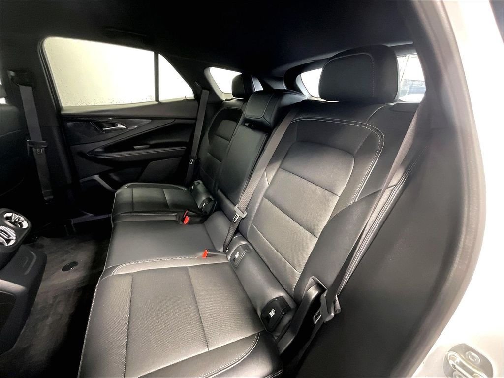 Used 2024 Chevrolet Blazer EV LT AWD/4WD image 15