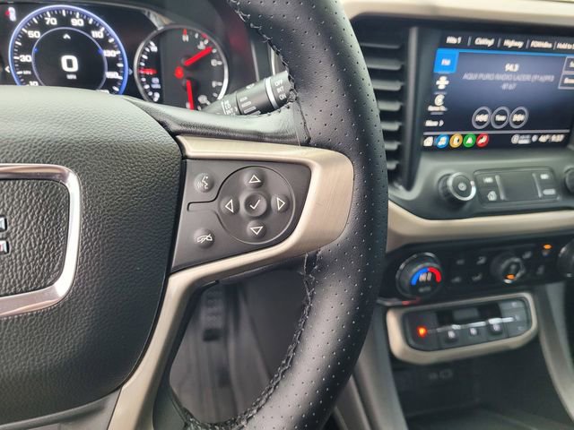 Used 2022 GMC Acadia Denali w/ Denali Ultimate Package image 22