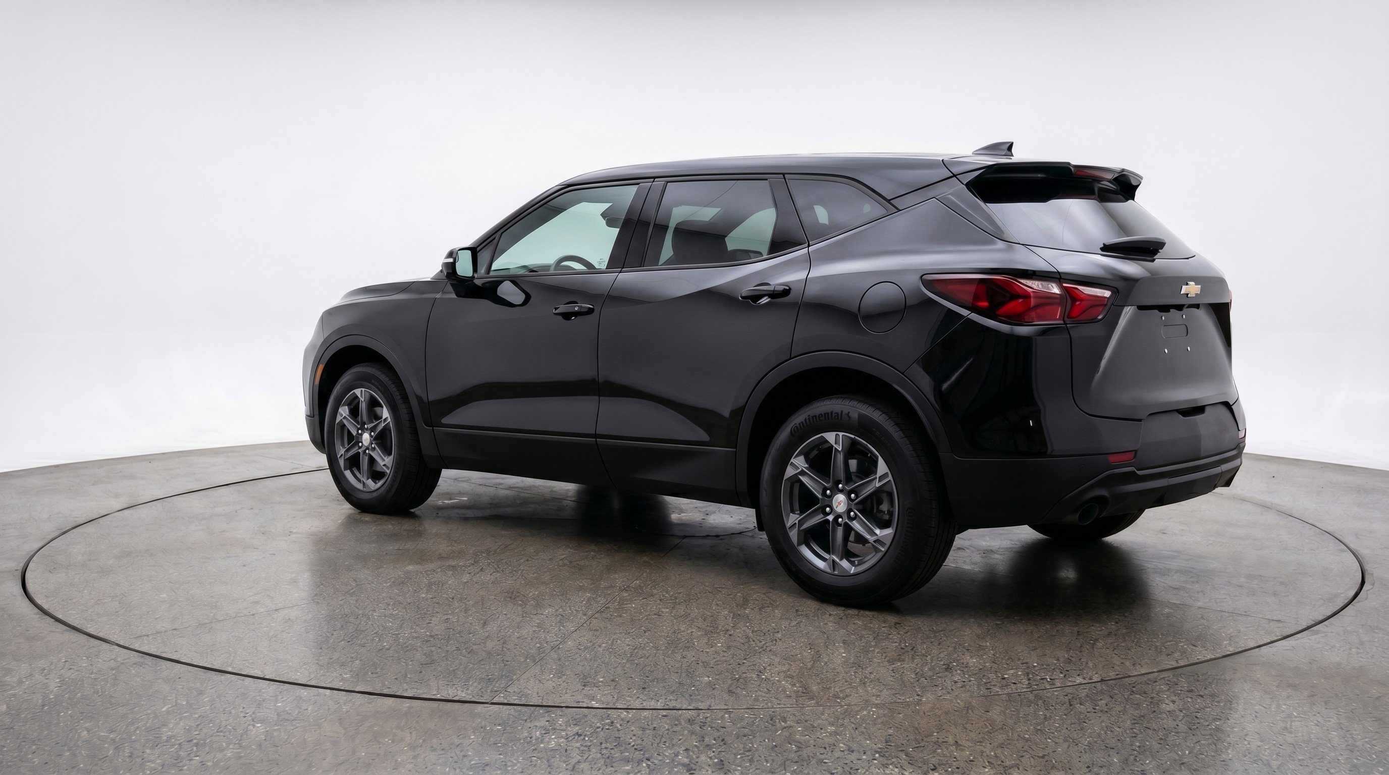 Used 2025 Chevrolet Blazer LT FWD image 6